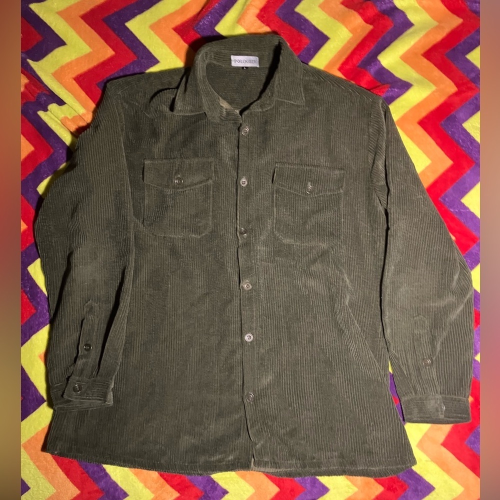 Pologize corduroy button down